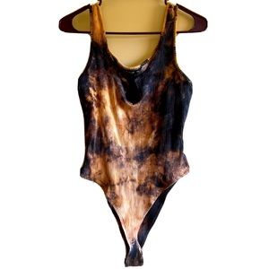 Women’s Shein Curve black and brown body suit, snap clasp, size 1XL soft, summer